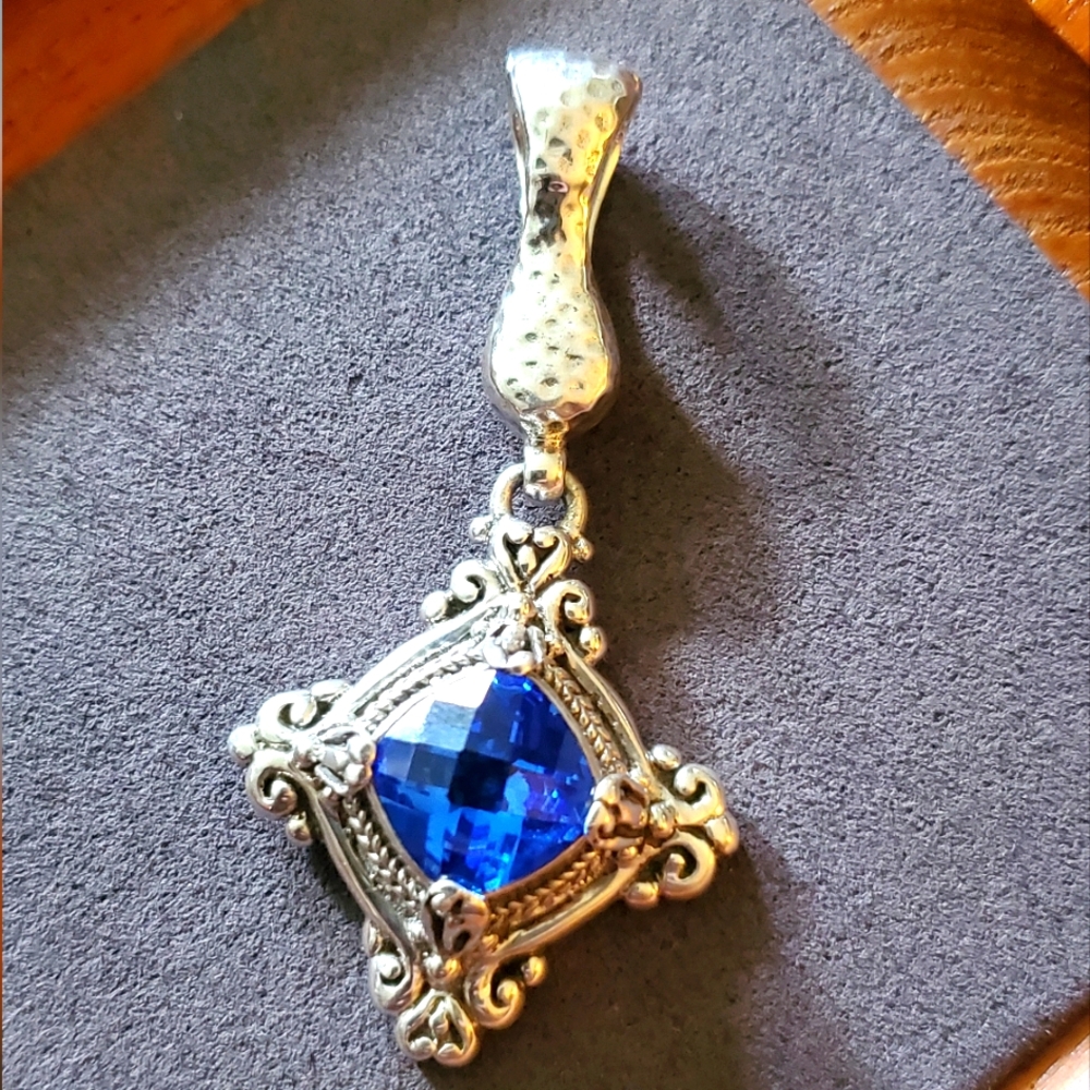 925 Sterling Silver Lab Grown Sapphire‎ Pendant